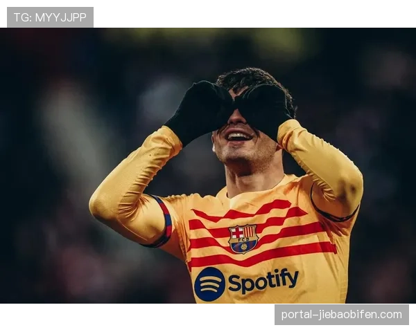 巴萨官方确认佩德里内收肌轻度拉伤，预计将缺席三周